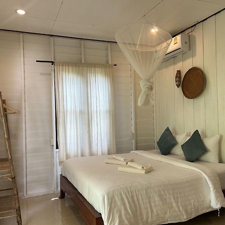 The River Retreat Koh Mak Esterno foto