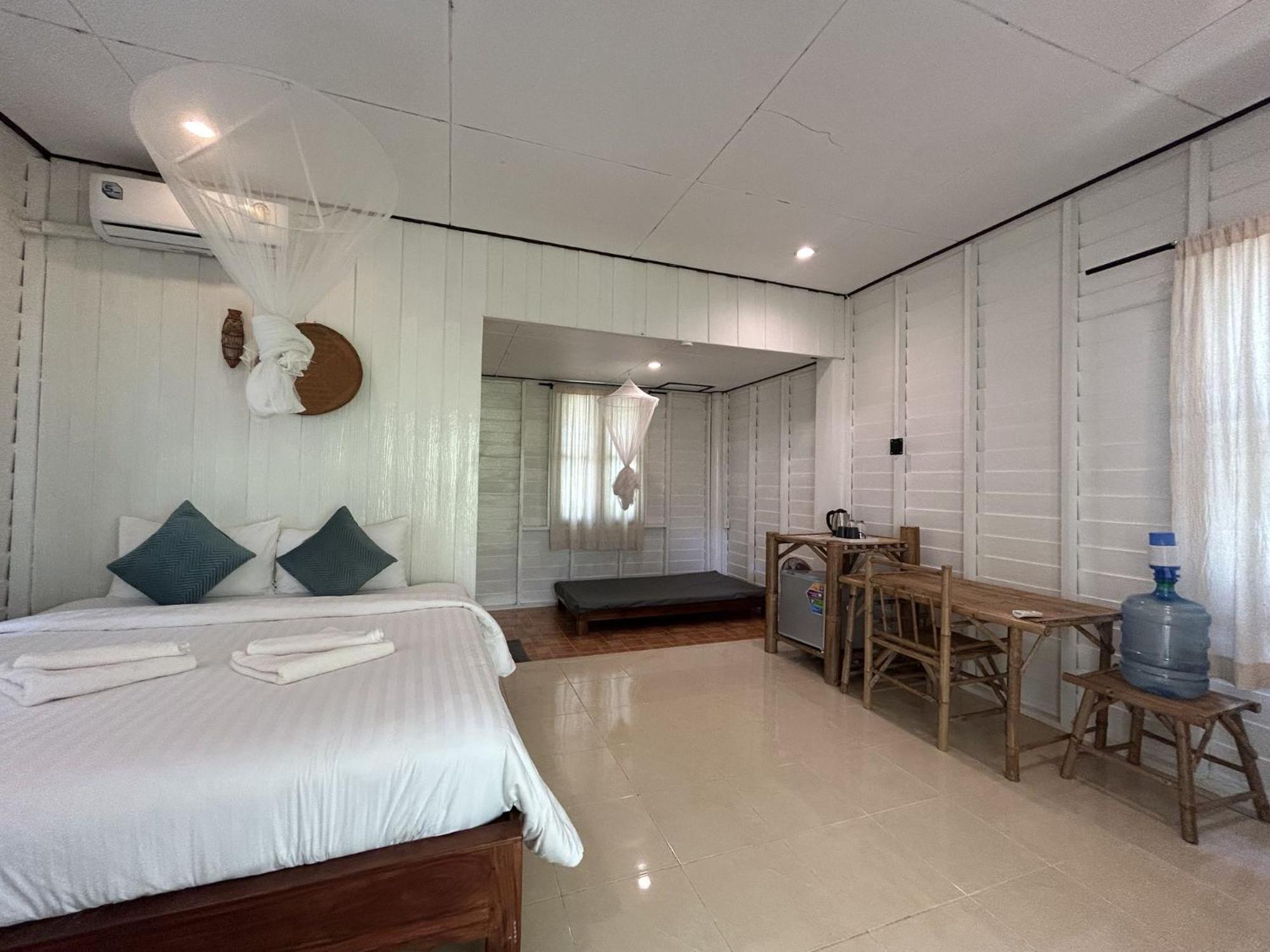 The River Retreat Koh Mak Esterno foto